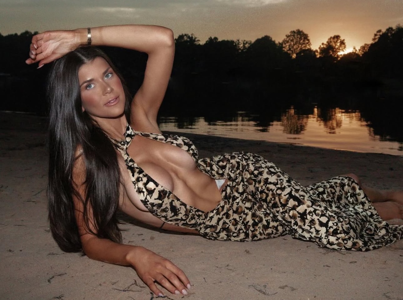 Evellyn-Singleton-Docberry-Image2-fe72704d80dc1a84cf2a260b3385e765